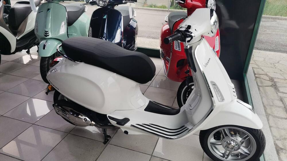 Vespa Primavera 125 (2024 - 25) (4)