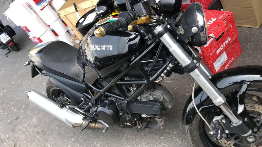 Ducati Monster 695 (2006 - 08) (4)