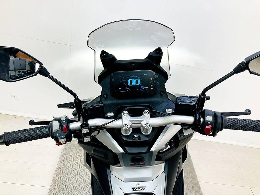 Voge Sfida SR1 ADV (2023 - 25) (15)