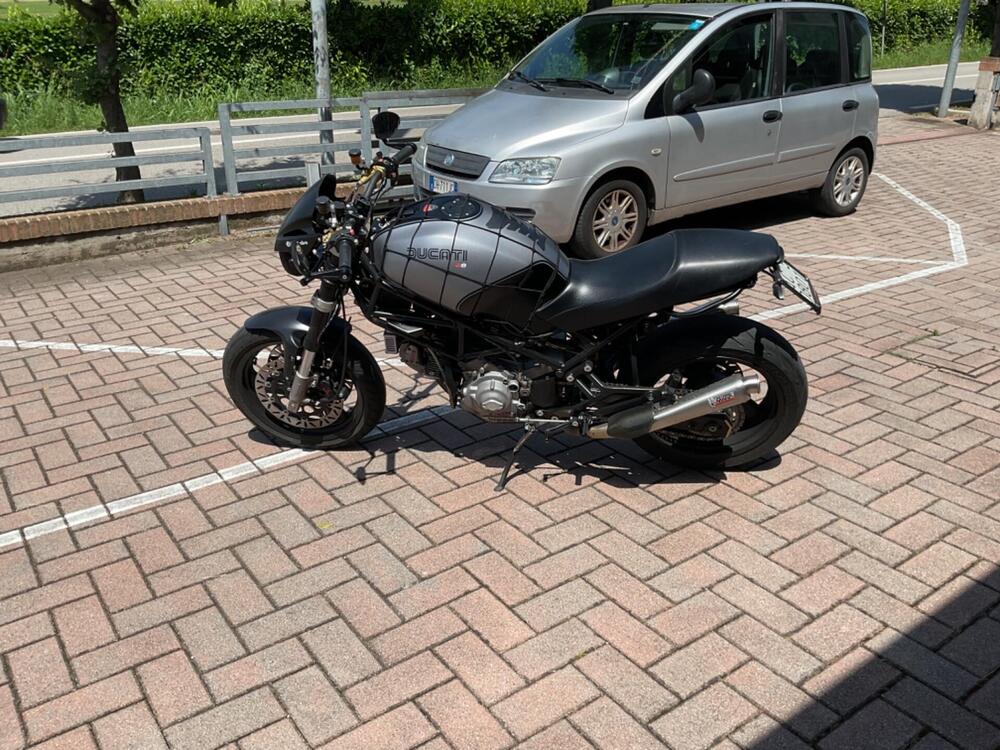 Ducati Monster 900 (1997 - 98) (2)