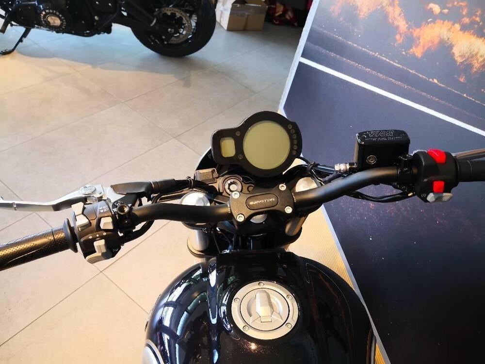 QJ Motor SRV 550 (2024) (12)