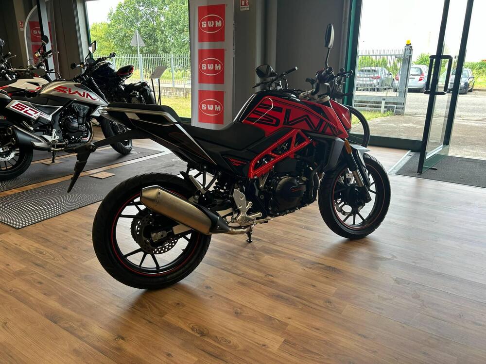 Swm Hoku 400 (2023 - 25) (8)