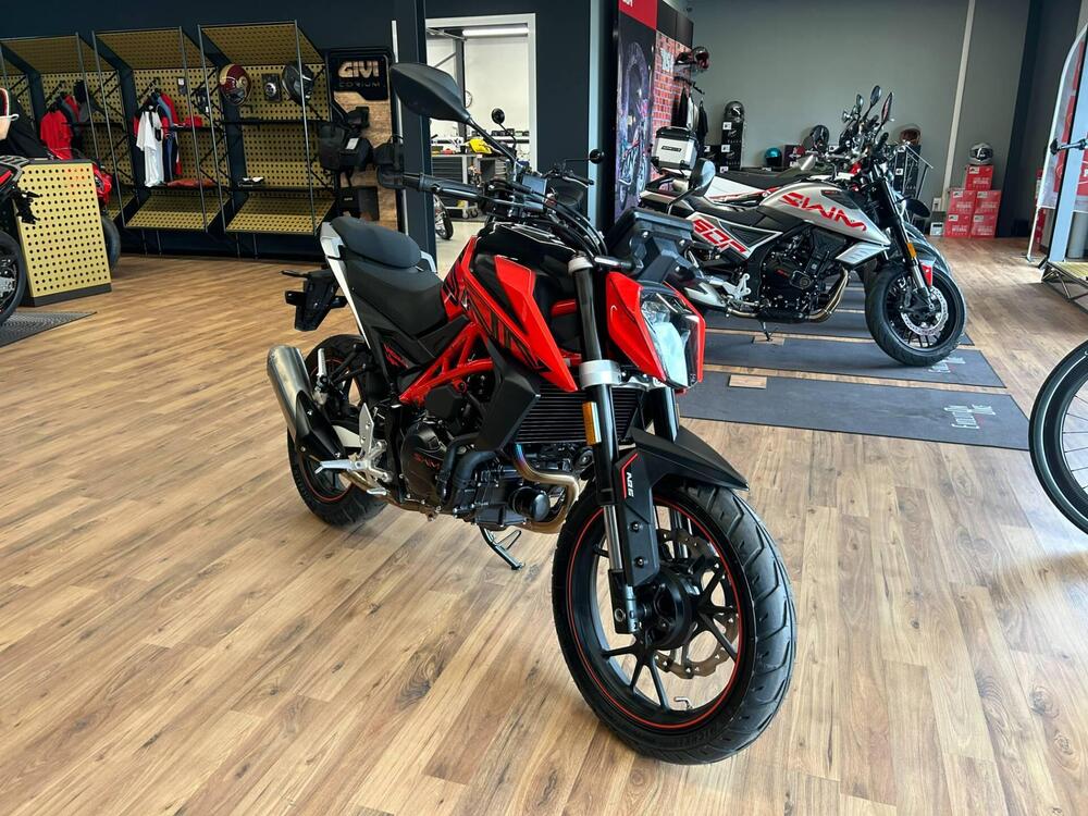 Swm Hoku 400 (2023 - 25) (12)