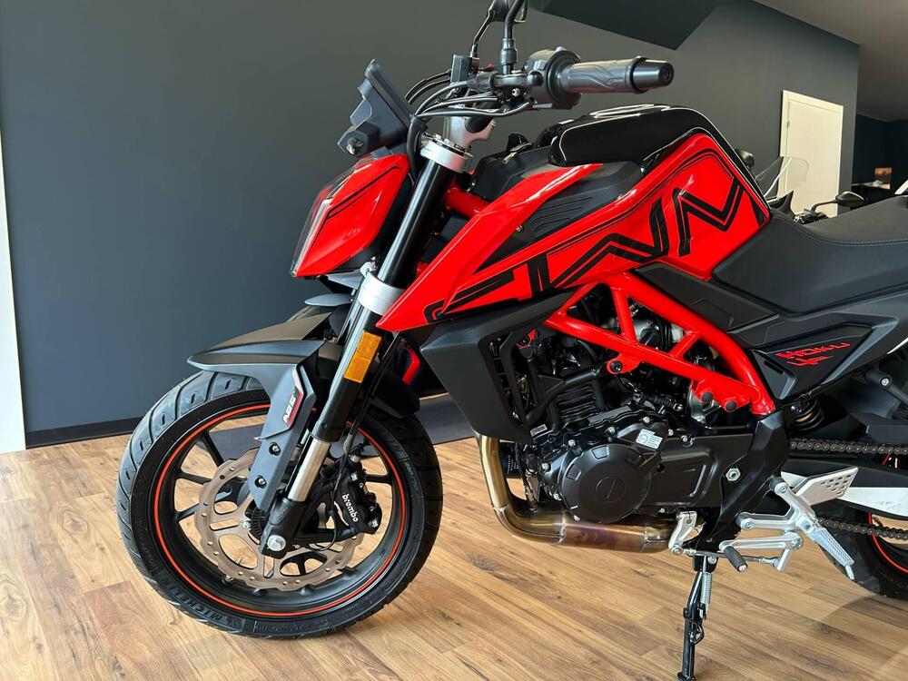 Swm Hoku 400 (2023 - 25) (16)