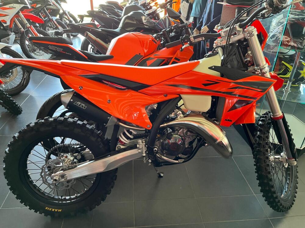 KTM 125 XC-W (2025) (2)