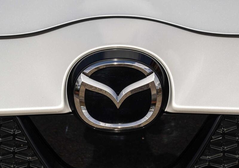 Mazda Mazda2 Hybrid (2023-->>) (13)
