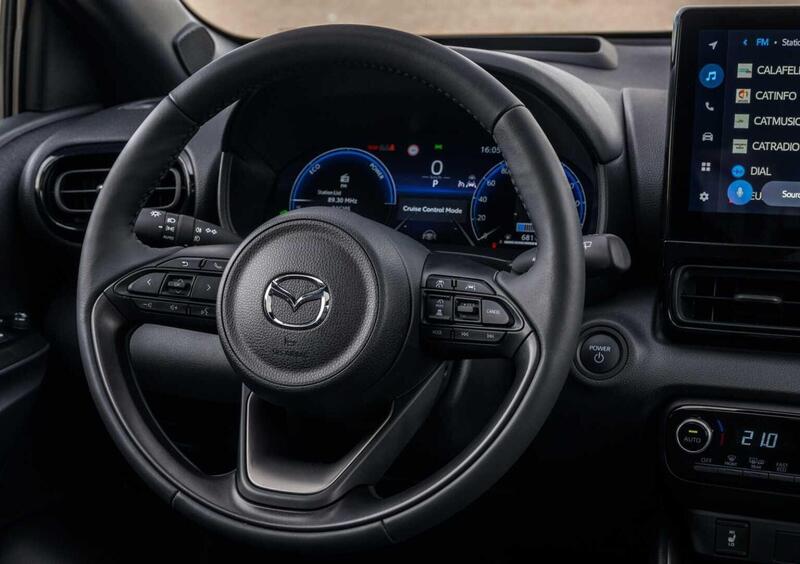 Mazda Mazda2 Hybrid (8)