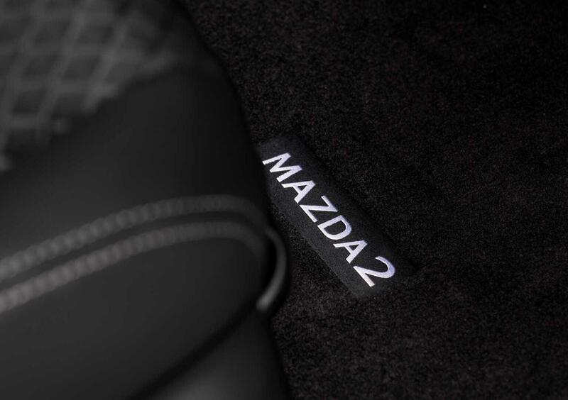 Mazda Mazda2 Hybrid (2023-->>) (19)