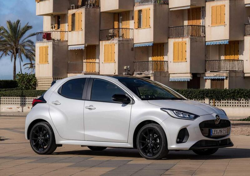 Mazda Mazda2 Hybrid (2023-->>) (2)