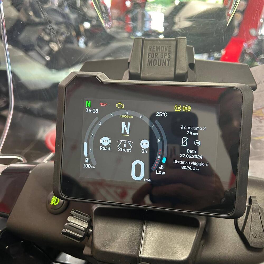 Husqvarna Norden 901 (2022 - 25) (4)