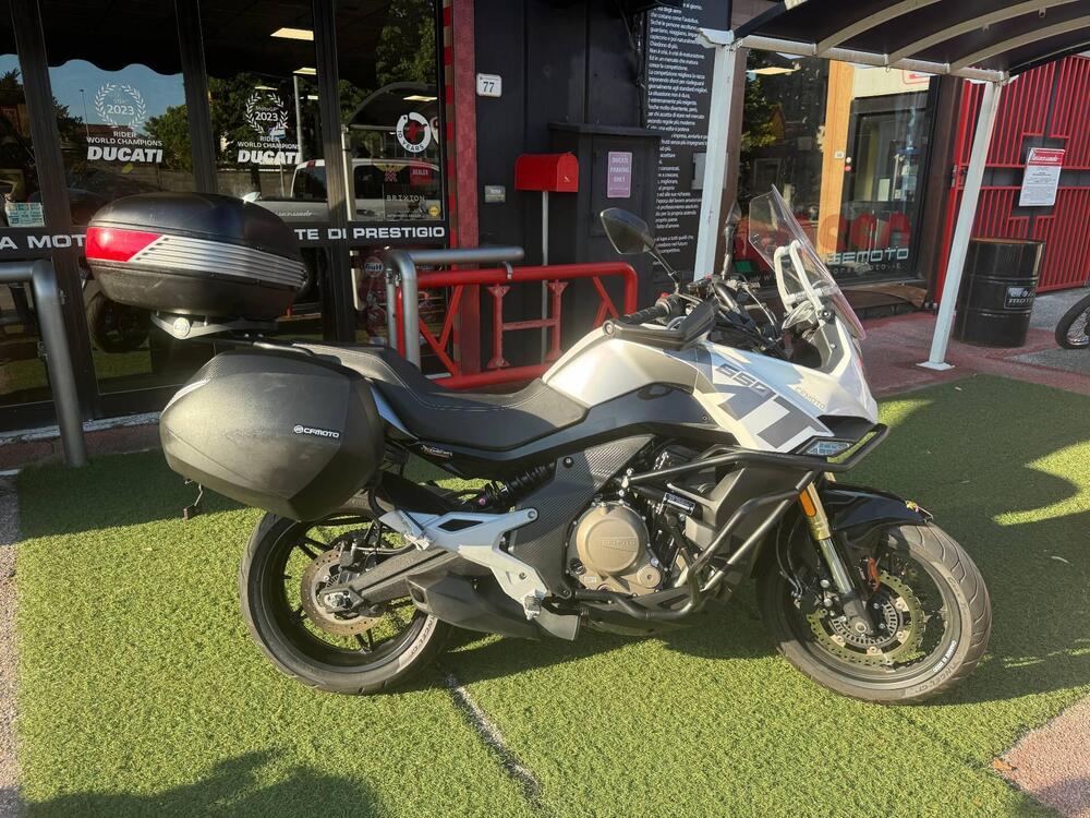 CFMOTO 650MT (2021 - 24) (2)