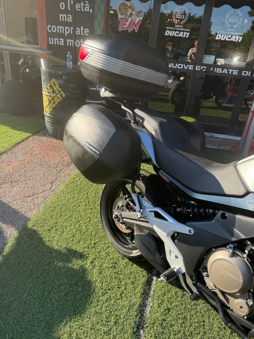 CFMOTO 650MT (2021 - 24) (15)