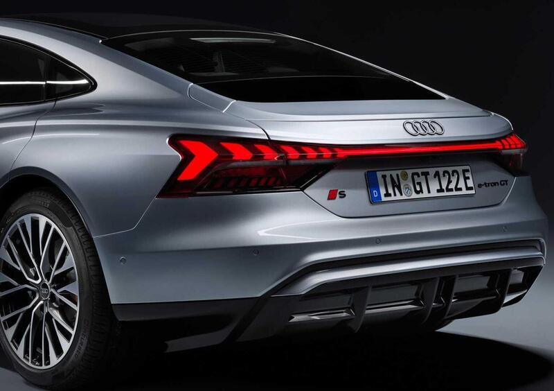 Audi S e-Tron GT (2024-->>) (12)