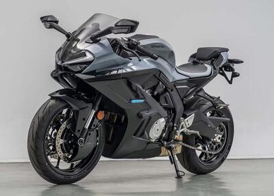 CFMOTO 675SR: si inizia a fare sul serio...