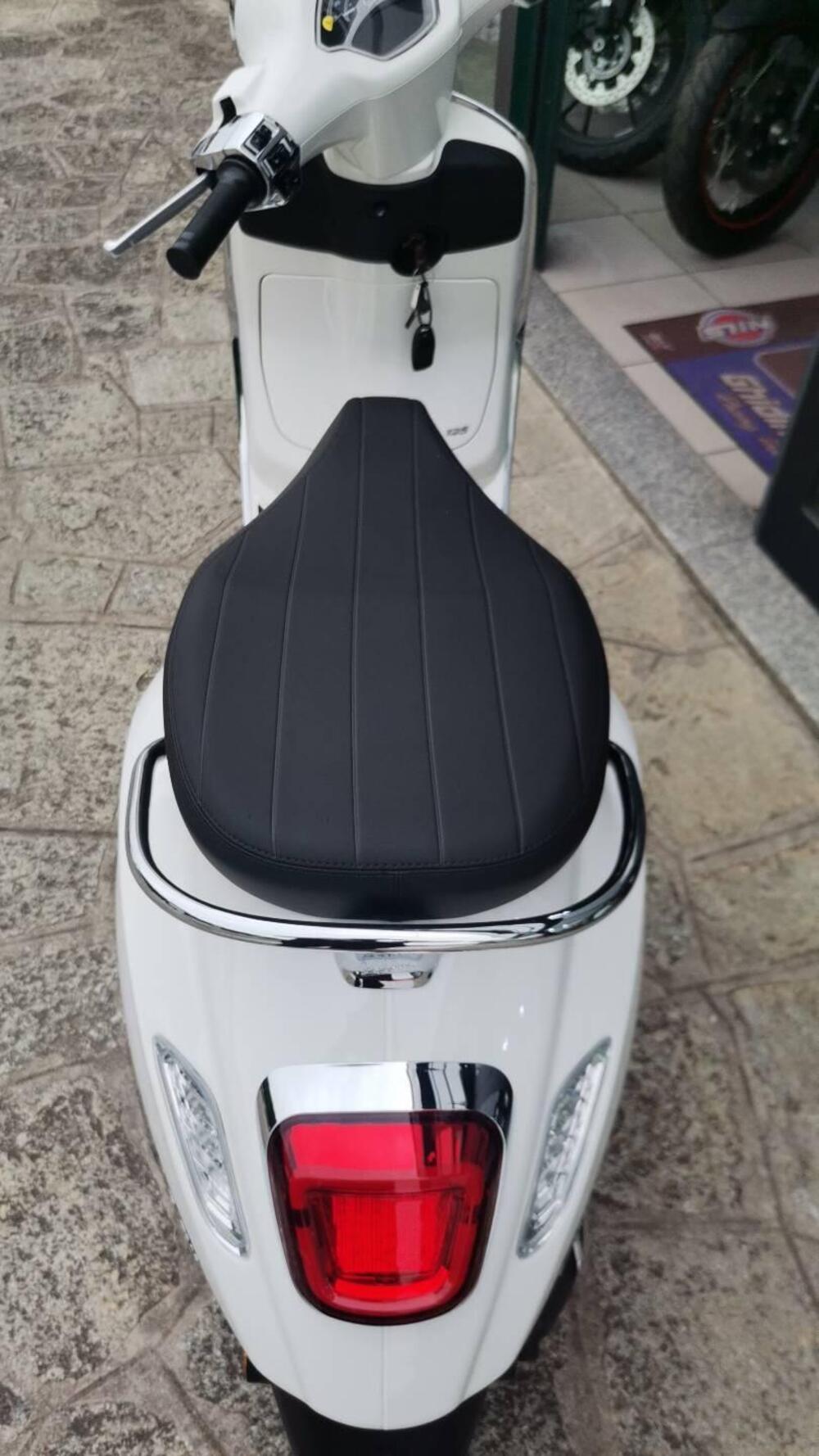 Vespa Primavera 125 (2024 - 25) (3)