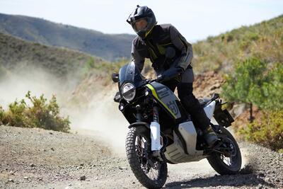 WP Suspension presenta i nuovi "PRO COMPONENTS" per la Husqvarna Norden 901