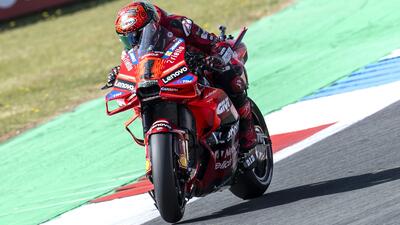 MotoGP 2024. GP d'Olanda. Primo dall'inizio alla fine: Pecco Bagnaia vince la Sprint ad Assen [RISULTATI]