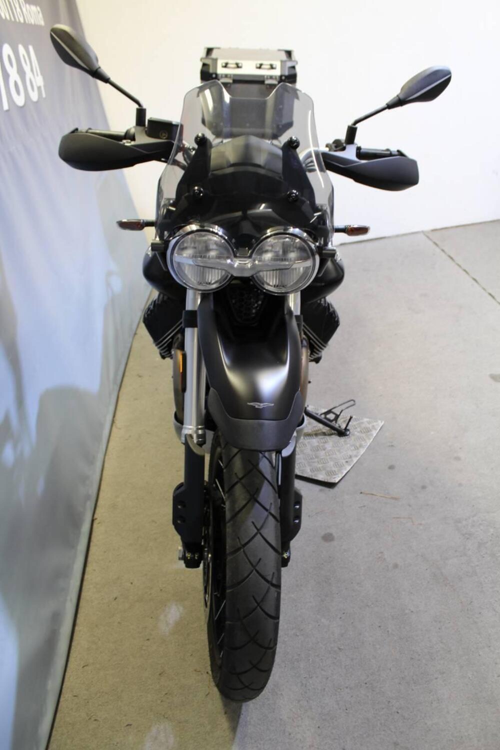 Moto Guzzi V85 TT (2021 - 23) (11)