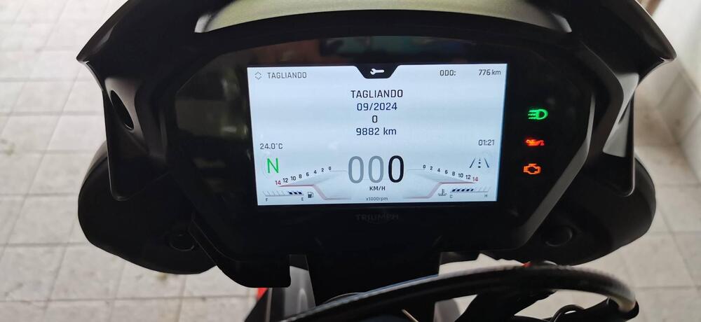 Triumph Street Triple RS (2020 - 22) (6)