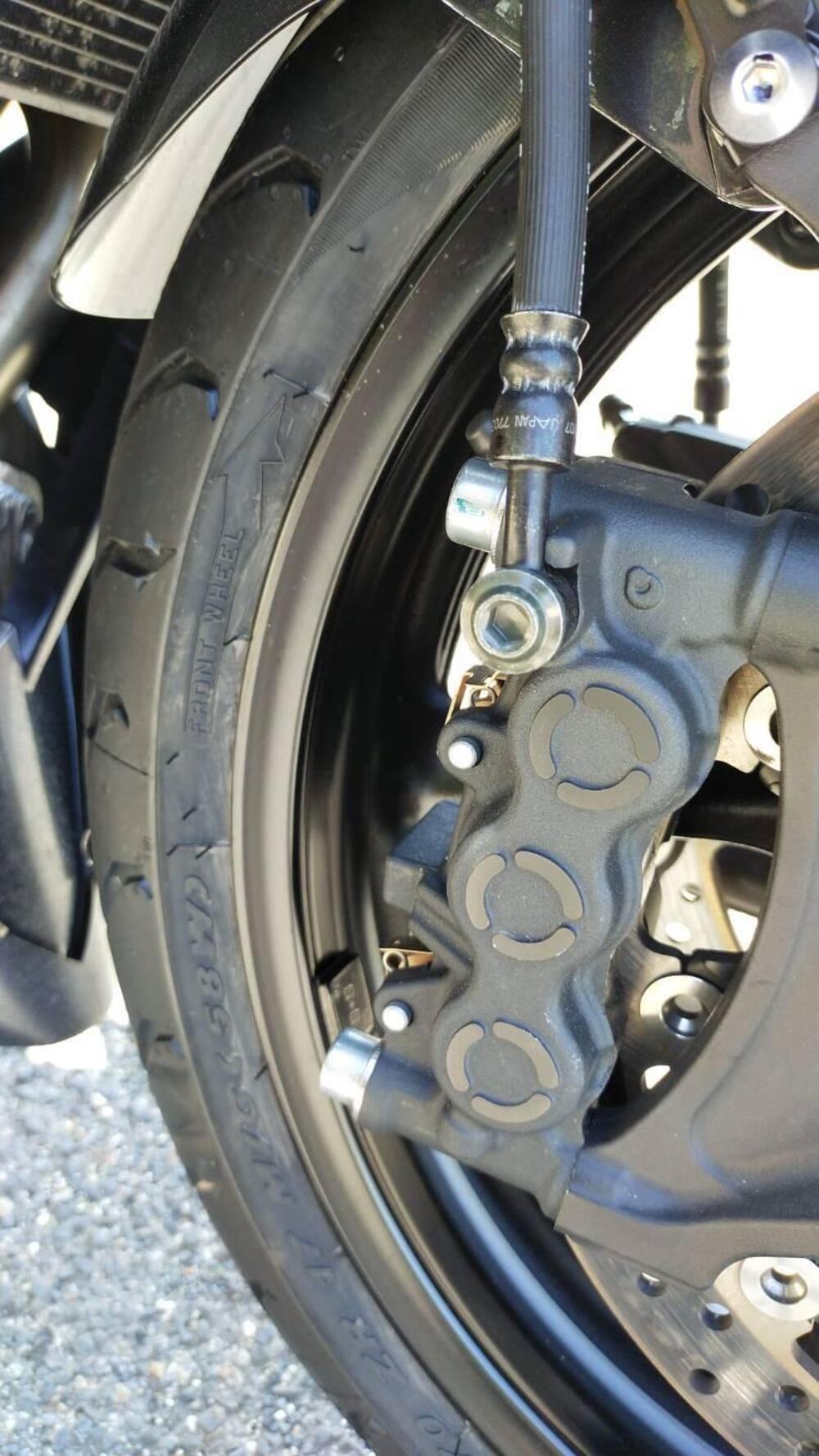 Yamaha YZF R1 (2007 - 08) (5)