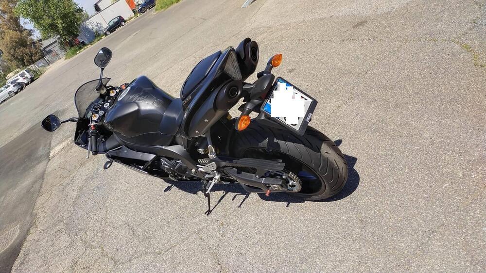 Yamaha YZF R1 (2007 - 08) (12)