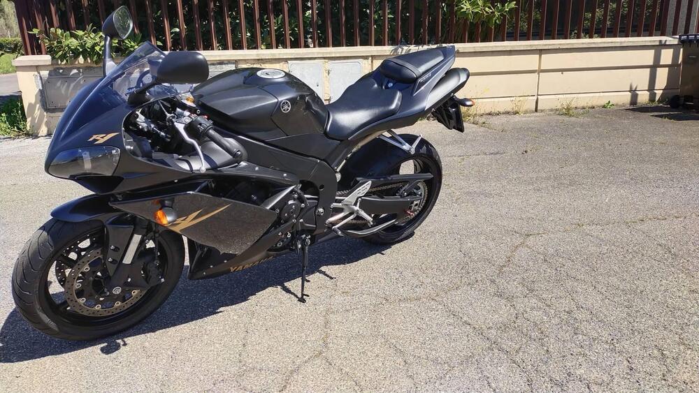 Yamaha YZF R1 (2007 - 08) (14)