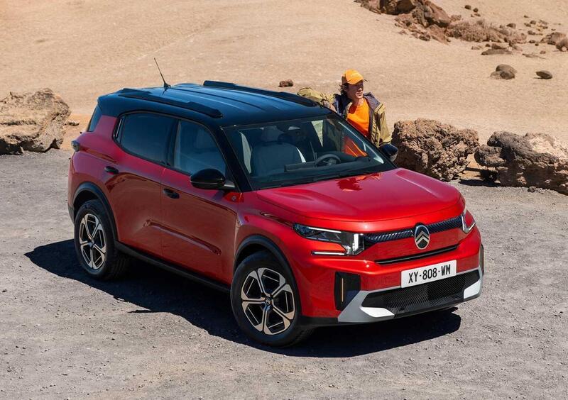 Citroen e-C3 Aircross (2024-25) (4)