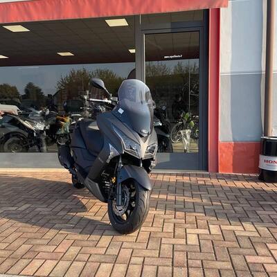 Kymco X-Town 300i (2021 - 24) nuova
