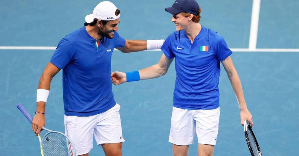 Sinner contro Berrettini, che partita ci dobbiamo aspettare? Tutto sul &quot;derby&quot; tra italiani a Wimbledon: quando giocano, a che orario, dove vederla e chi &egrave; il favorito...