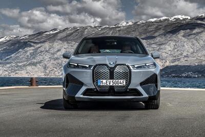 BMW: un "finto" cambio manuale per le elettriche, sullo stile Hyundai 
