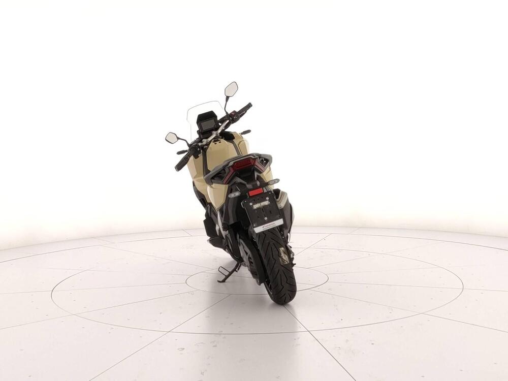 Honda X-ADV 750 DCT (2021 - 24) (4)