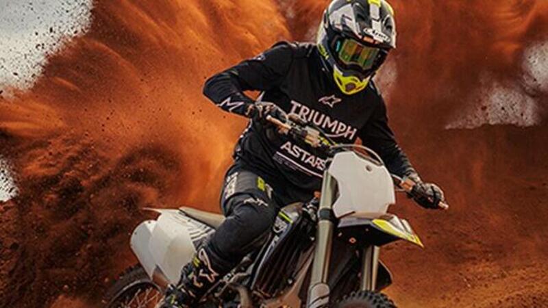 Prova la nuova Triumph da cross! 