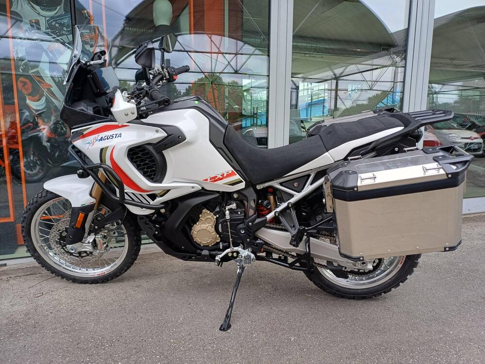 MV Agusta LXP Orioli (2024 - 26) (3)