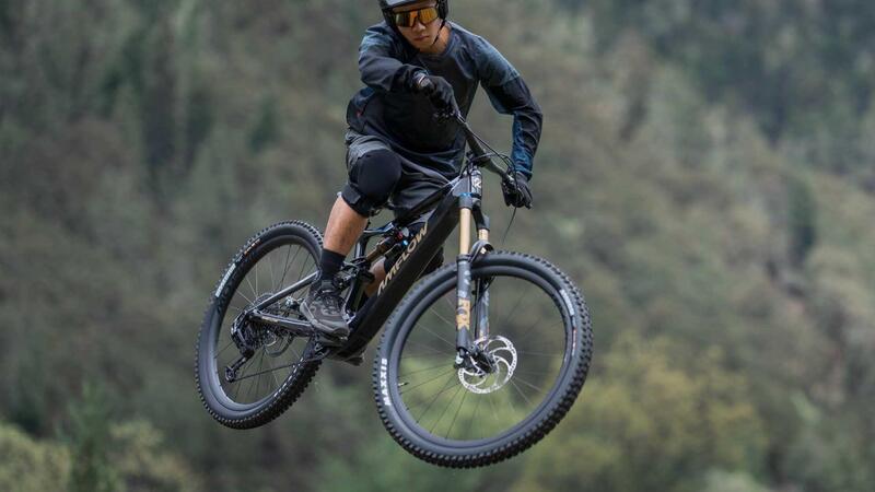 Dai droni alle eMTB! DJI entra nel mondo ebike con il suo primo (potente) motore, l&#039;Avinox