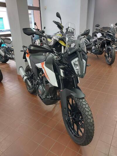 KTM 390 Adventure (2021) usata