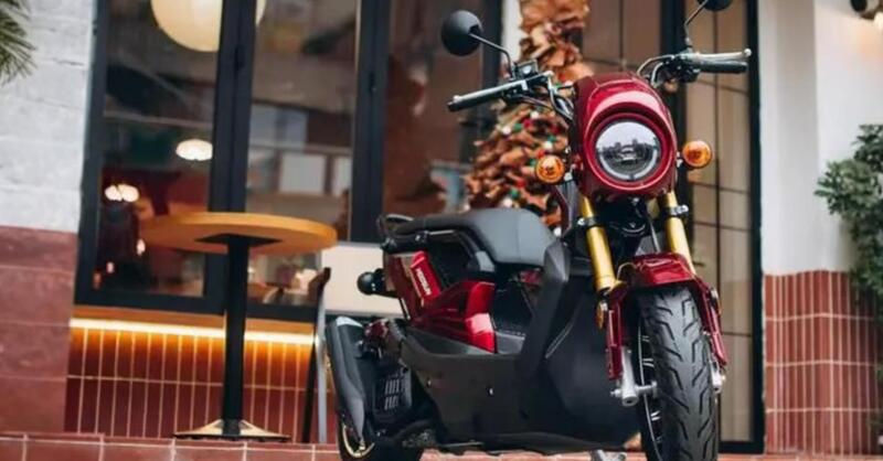 Haochen HS 150 T-B, lo scooter cinese che sogna le grandi cruiser