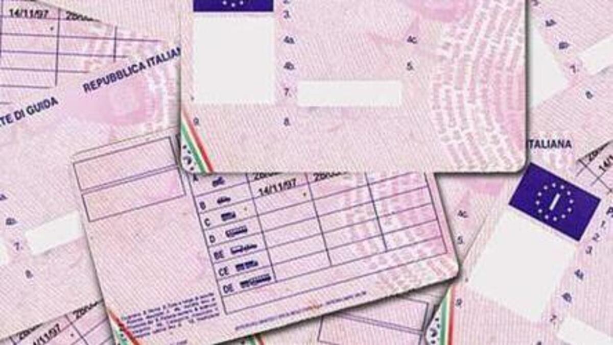 Il Foglio Rosa: cos’è, a cosa serve, quando viene rilasciato e quanto