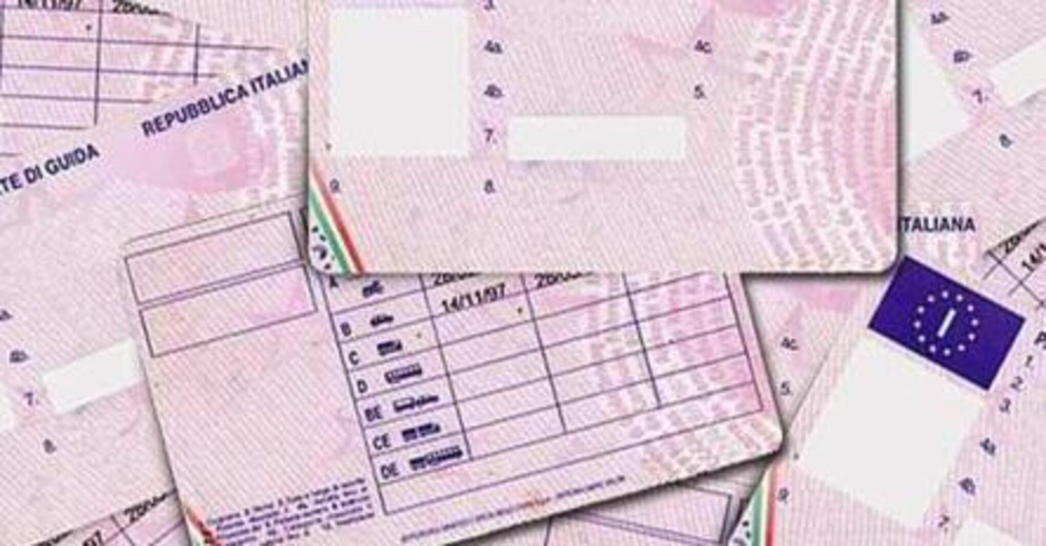 Il Foglio Rosa: cos’è, a cosa serve, quando viene rilasciato e quanto