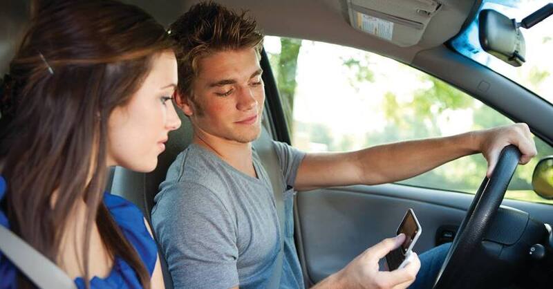 App IO: i servizi per l&#039;auto, patente, certificato di propriet&agrave;, multe