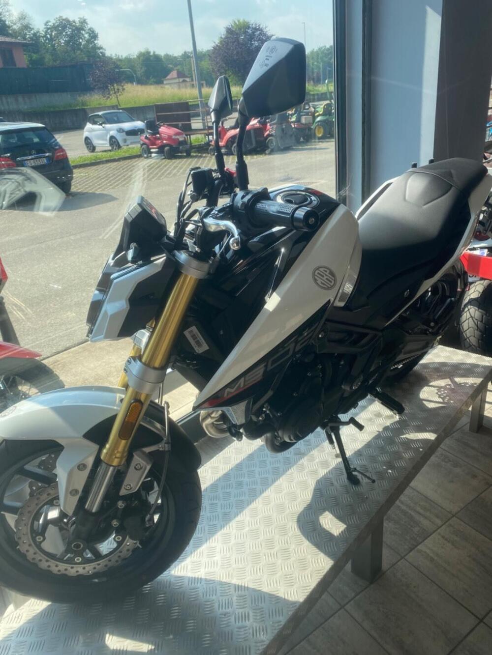 MBP M502N (2022 - 24) (2)