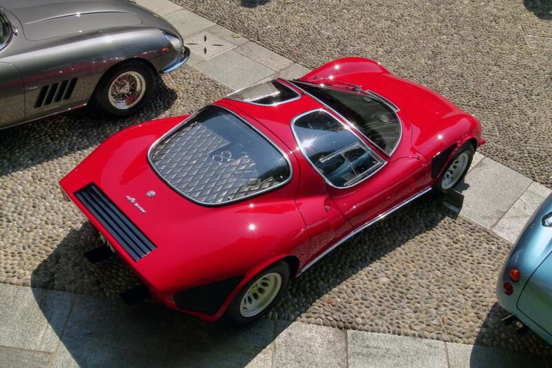 L&#039;Alfa Romeo 33 Stradale vista dall&#039;alto