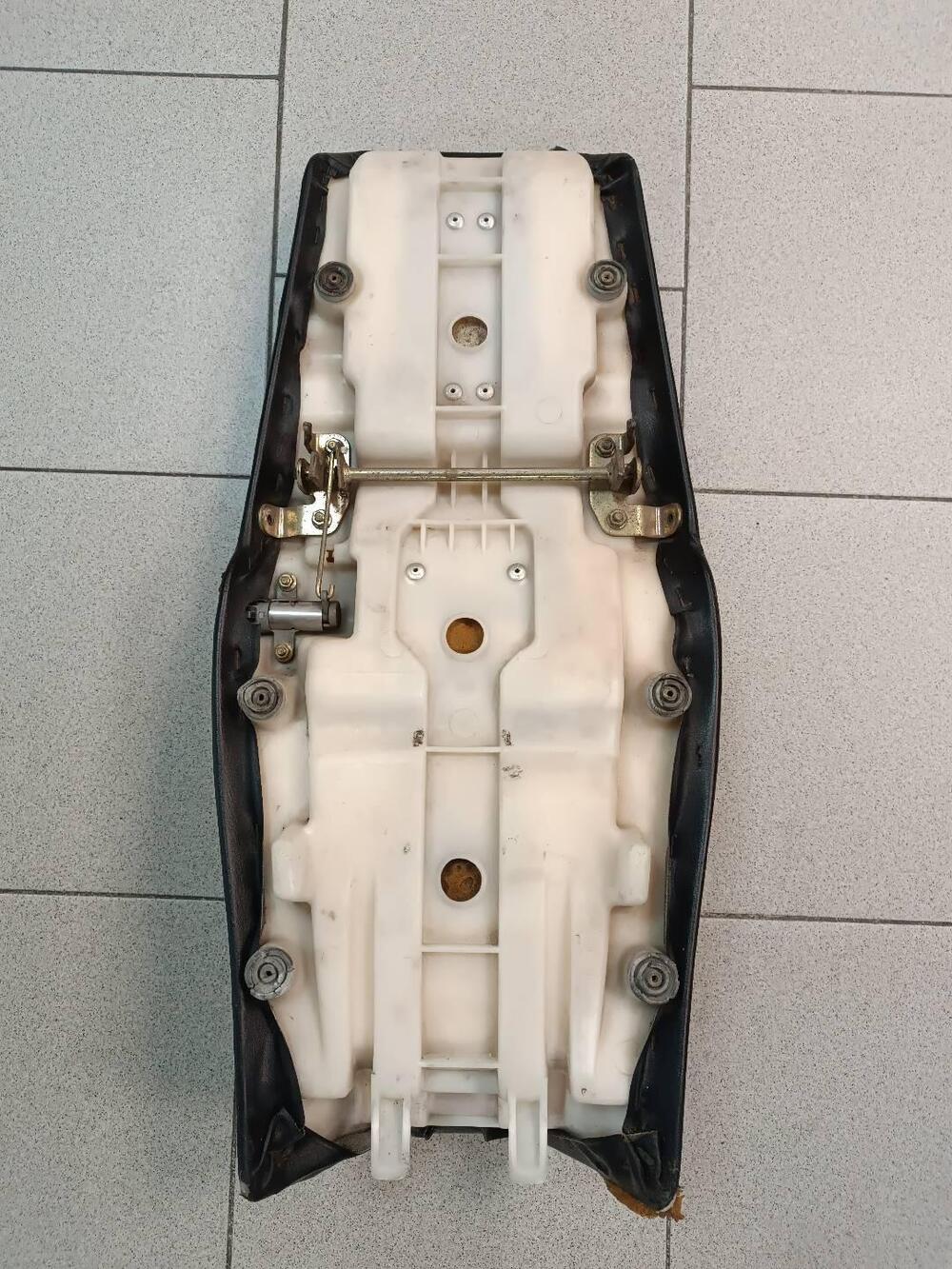 Sella FZR1000 Ex-up Yamaha (7)