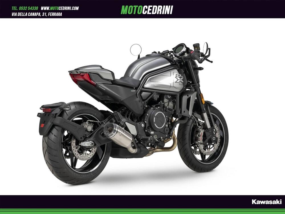 CFMOTO 700CL-X Sport (2022 - 25) (4)