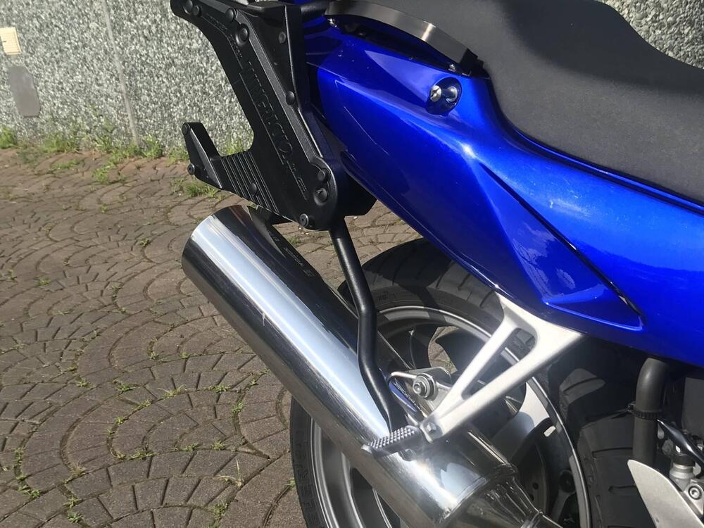 Honda VFR 800 (1998 - 01) (5)