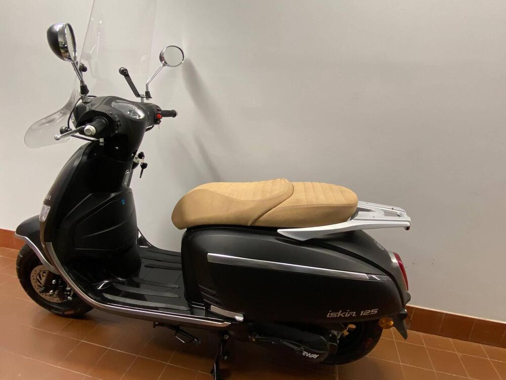 Keeway Motor Iskia 125 (2023 - 25) (4)