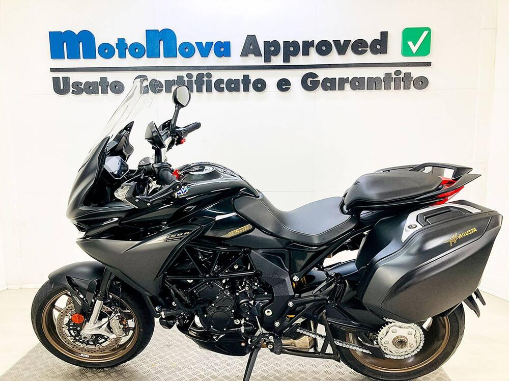 MV Agusta Turismo Veloce 800 Lusso SCS (2021 - 25) (5)