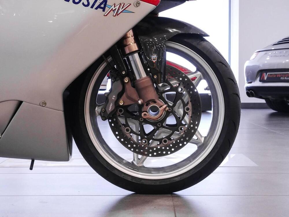 MV Agusta F4 750 S (2000 - 02) (9)