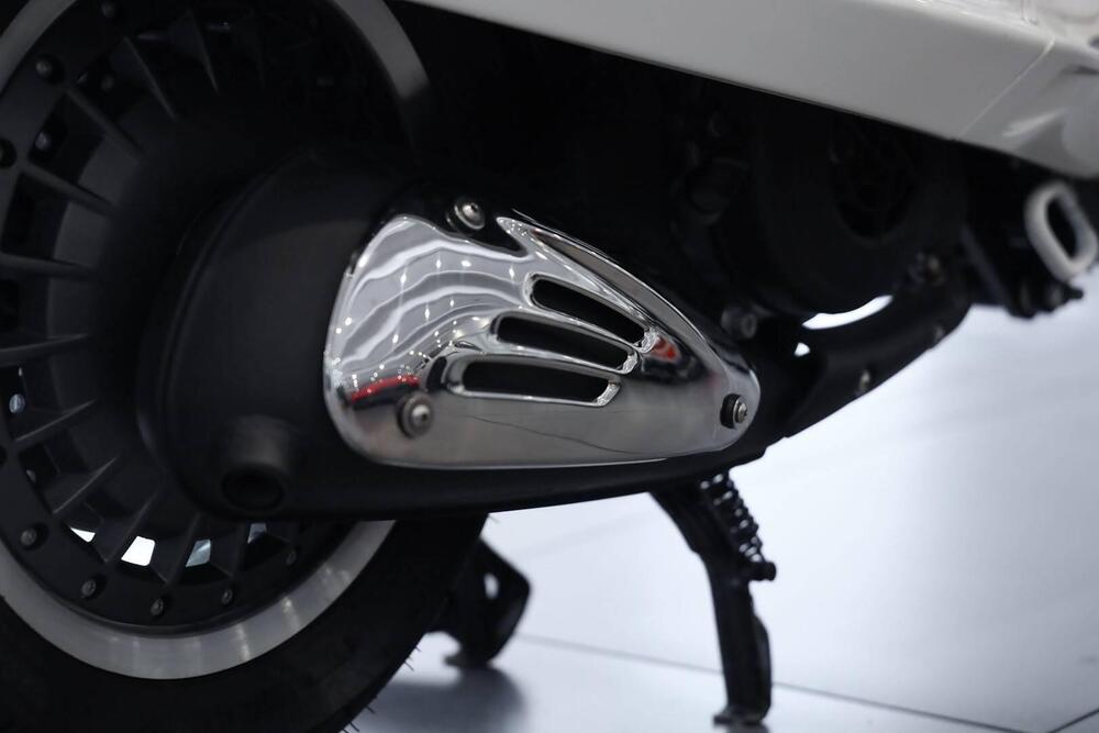 Vespa Vespa 946 ABS (2013 - 15) (12)