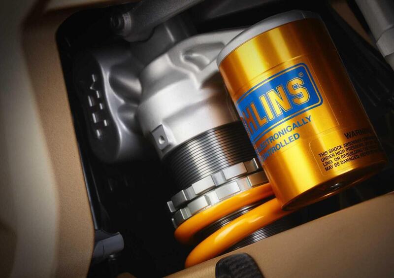 MV Agusta Superveloce 1000 Superveloce 1000 Serie Oro (2024 - 25) (21)