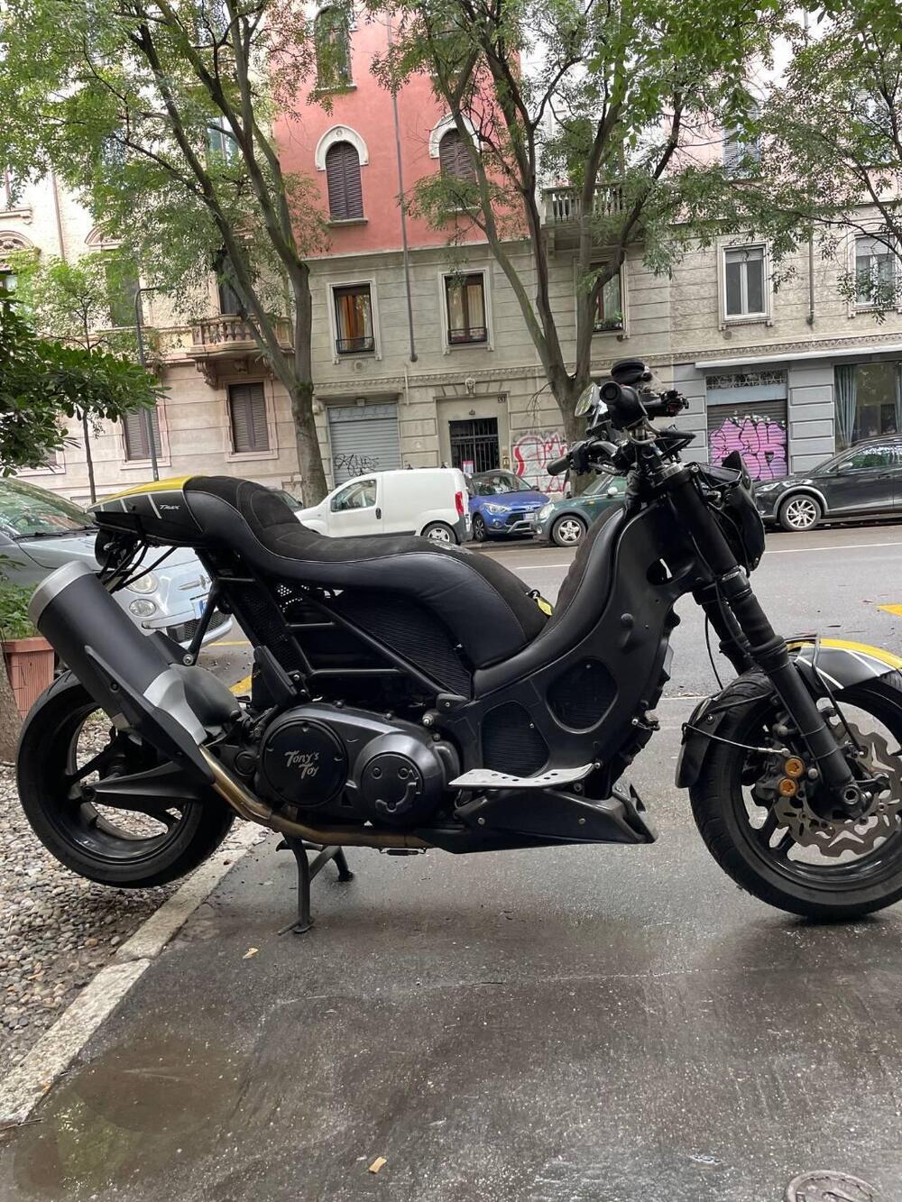 Yamaha T-Max 500 (2008 - 12) (3)